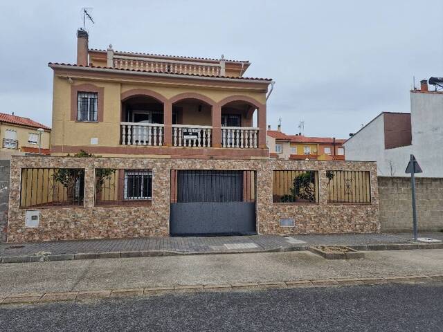 #1262 - Casa para Venta en Cáceres - Extremadur - 1